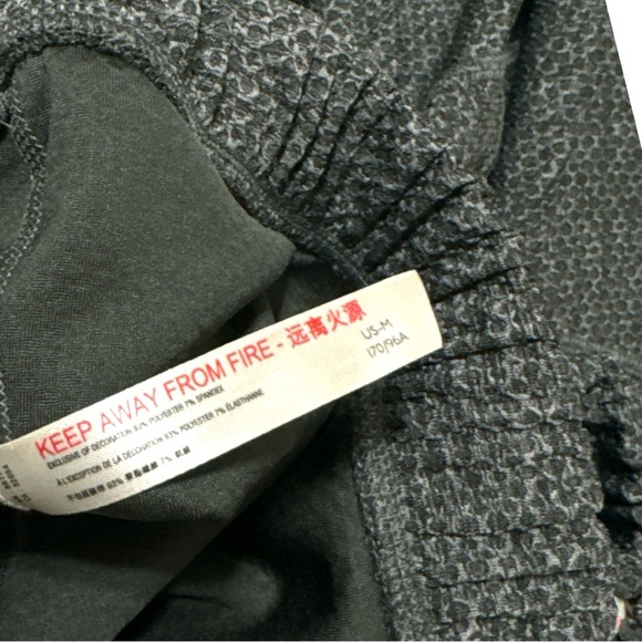 Free People Movement Off the Grid Bell Sleeve Full Zip Gray Jacket Size M - Picture 5 of 6